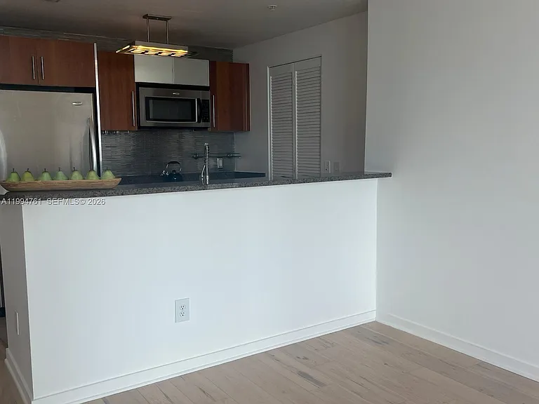 300 S Biscayne Blvd #T-2012 — Photo 4