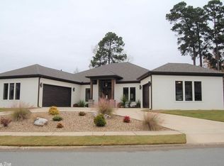 3024 Shadow Creek Dr, Benton, AR 72019