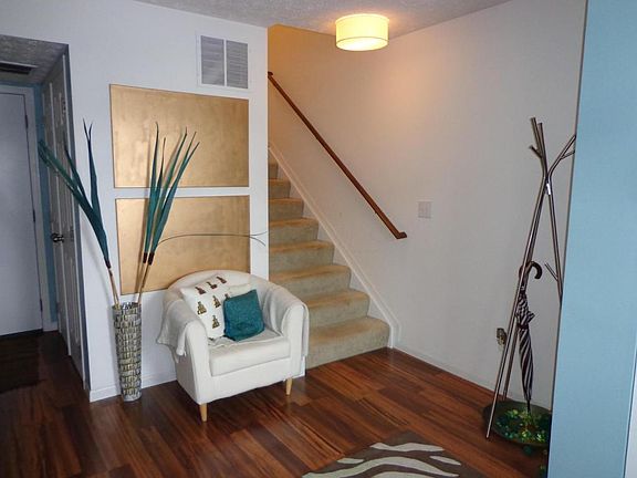 4th image of 6025 Canyon Creek Dr