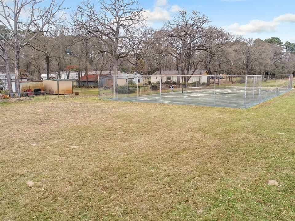 1st image of 3102 Neches Dr