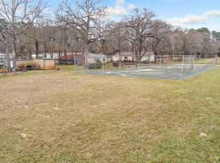 3102 Neches Dr, Chandler, TX 75758
