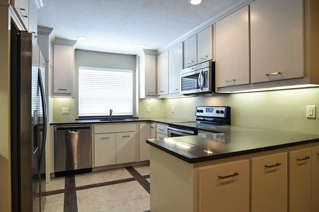 1st image of 6365 Diamond Head Cir APT D