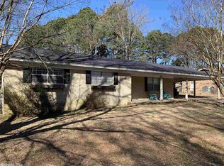 17 Glenmere Dr, Searcy, AR 72143