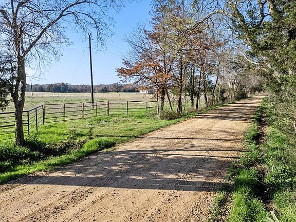 5th image of 1550 County Road 1136