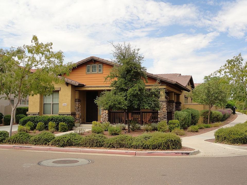1st image of 3066 N Beverly Pl