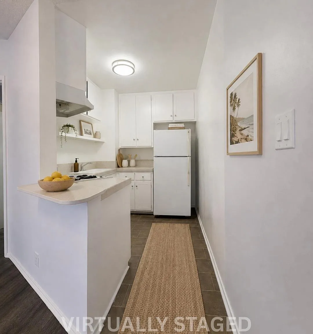 1 bed, 1.0 bath, $1,950 — Photo 2