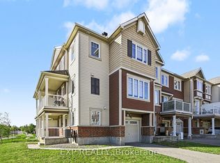 28 Streambank St, Ottawa, ON K2M0J8