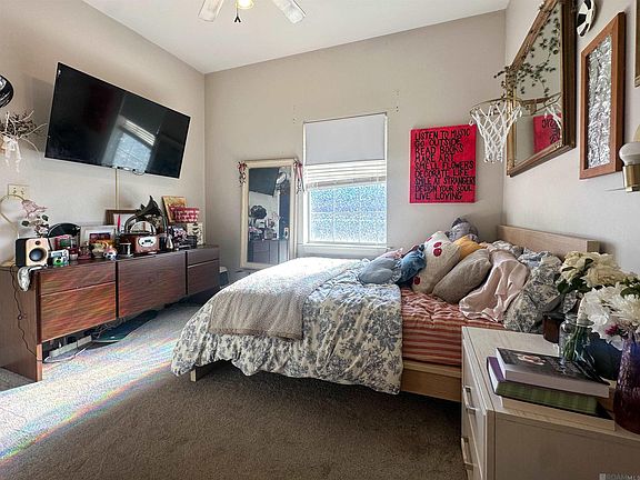 4th image of 4230 Highland Rd APT 203