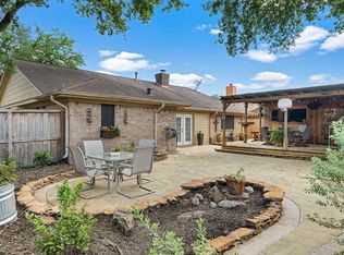 213 Kimswick Ct, Deer Park, TX 77536