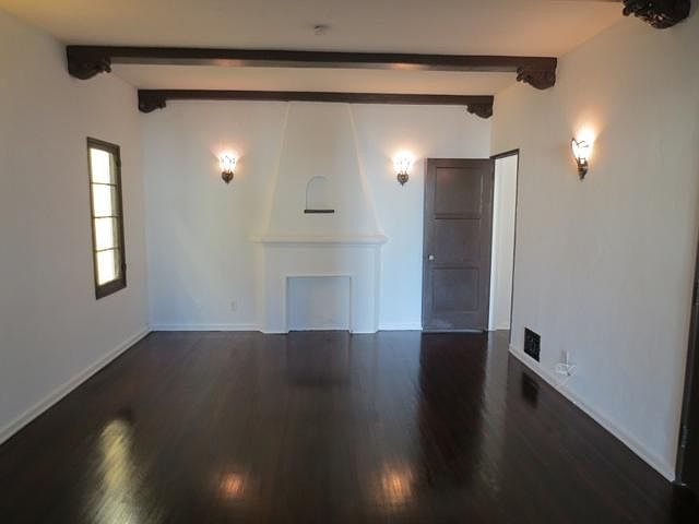 1st image of 628 N Windsor Blvd