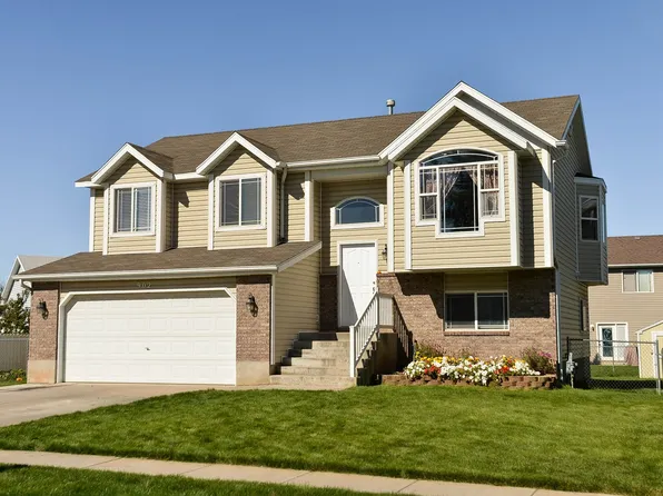 902 W 4200 S, Riverdale, UT 84405