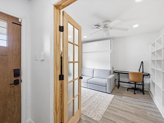 5th image of 3104 Nashville Ave