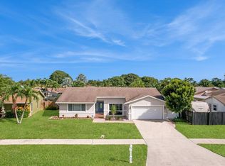 2813 SW 13th Dr, Deerfield Beach, FL 33442