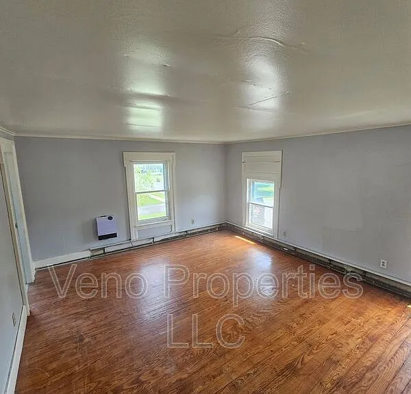 21-25 Washington St #25 — Photo 7