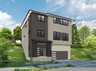 9971 SE Elderberry St, Happy Valley, OR 97086