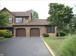 37 Easton Ct, Lawrence Township, NJ 08648