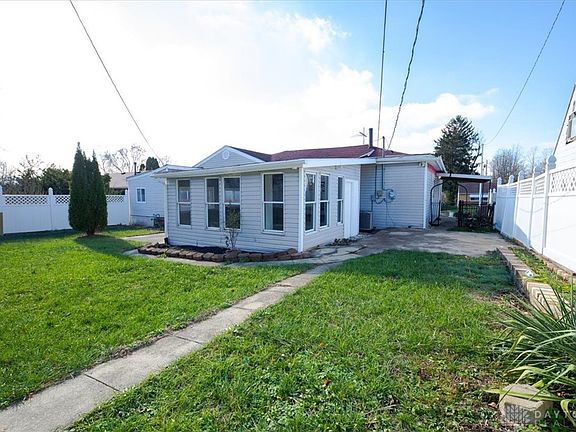 4th image of 1676 Hopewell Ave