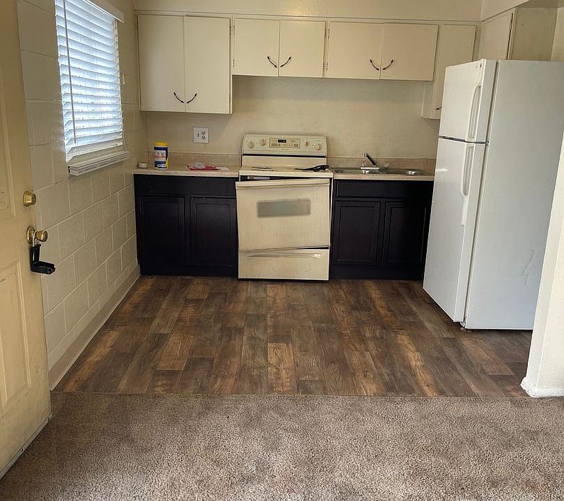 2nd image of 146 Malone Ln APT B