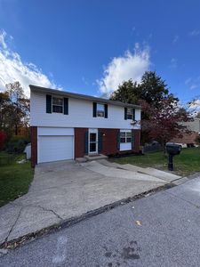 347 Navajo Trl, Huntington, WV, 25705