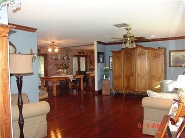4th image of 766 Sunset Vista Dr
