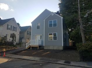 755 School St, Lowell, MA 01851