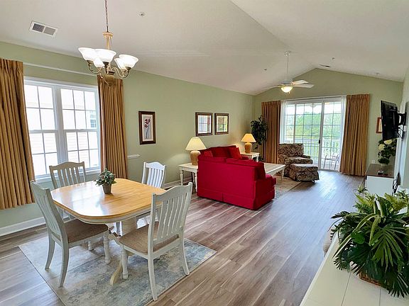 2nd image of 6203 Catalina Dr. #1631