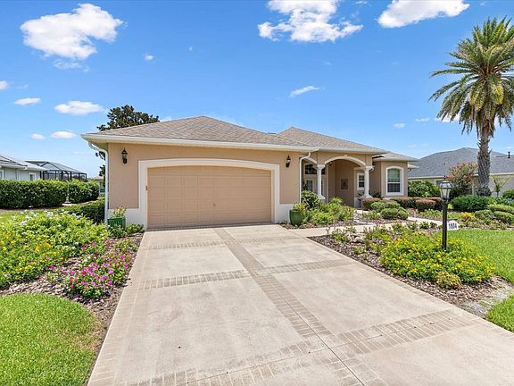 2nd image of 1804 Sunset Ridge Dr