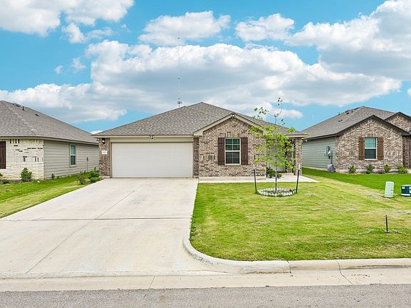 2nd image of 1423 Athan Dr