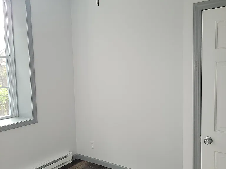 21 Anthony St #D — Photo 7