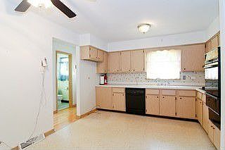 Kitchen / Breakfast Room
