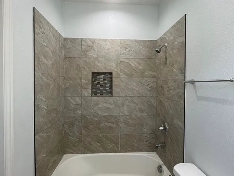 Guest Restroom