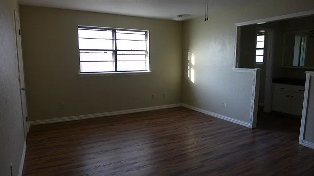 3907 Harmony St — Photo 4