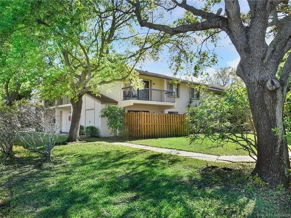 3404 Gardens East Dr APT 26A, Palm Beach Gardens, FL 33410
