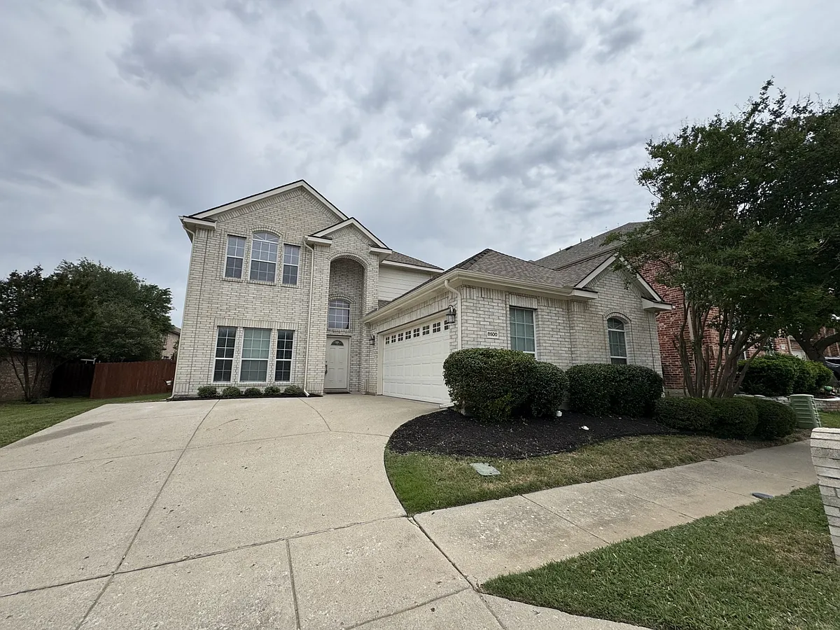 Building Photo - 8500 Riverwalk Trl
