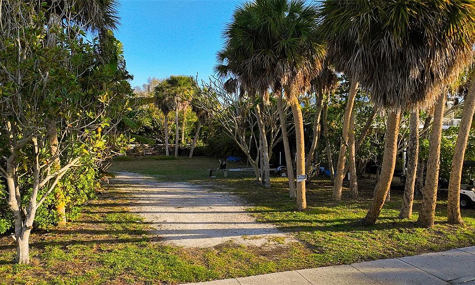 1st image of 619 AVENIDA DEL NORTE LOT 7