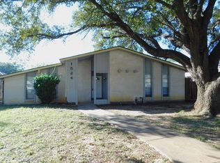 1524 Carnation Dr, Lewisville, TX 75067