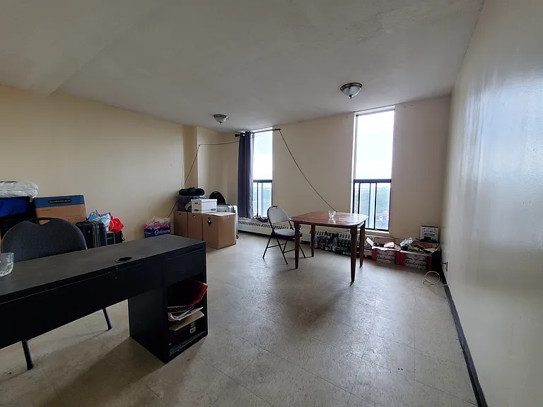 401 Princess St — Photo 20
