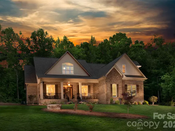 115 Buckingham Place Rd, Mooresville, NC 28115