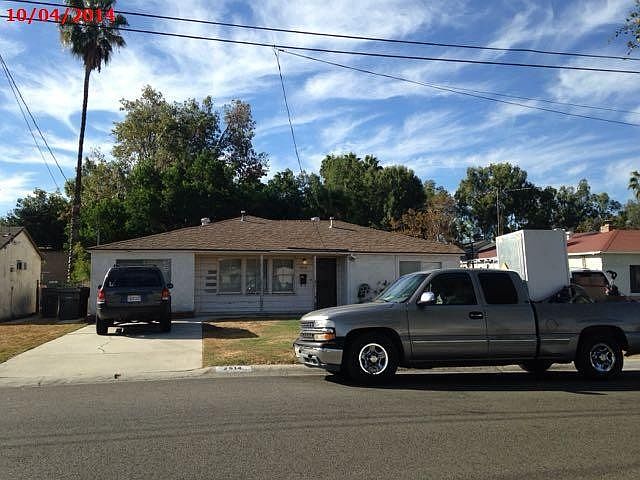 1st image of 2514 Strawberry Ln