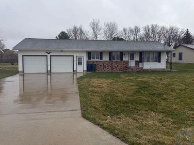230 E 2nd St, Ashton, IA, 51232