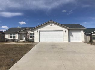 18 Adeline Dr, Stanley, ND 58784
