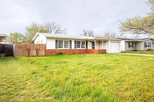 3505 Lometa Dr Photo 1