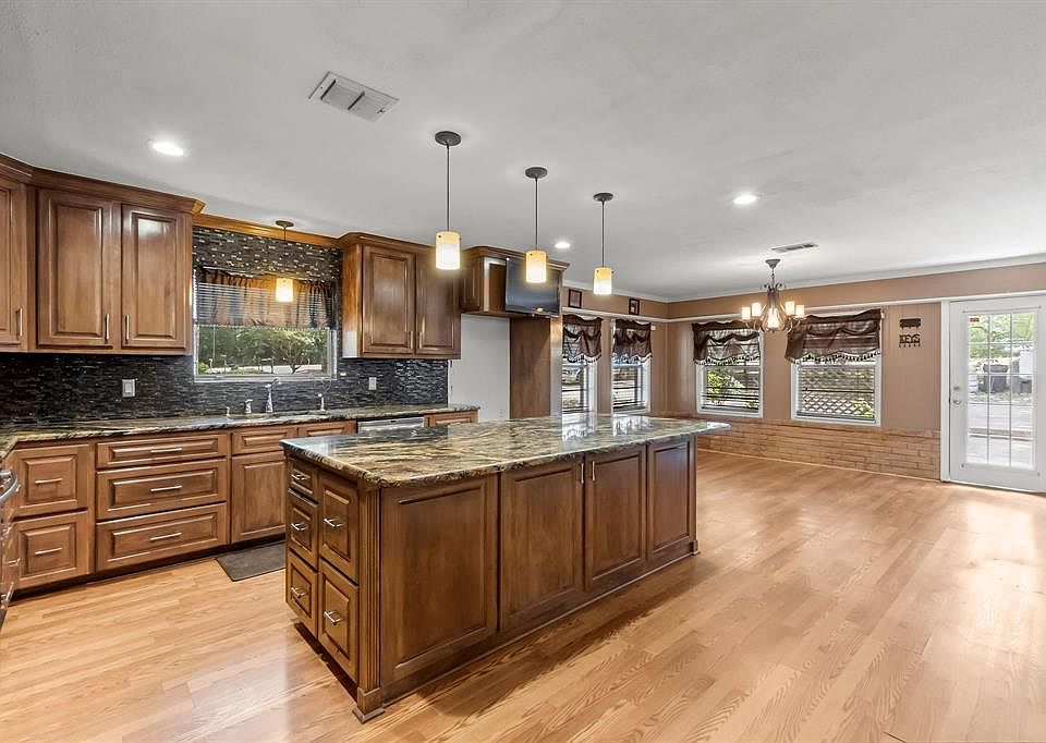 15437 McRae Lake, Conroe, TX 77303 MLS 58278989 Zillow