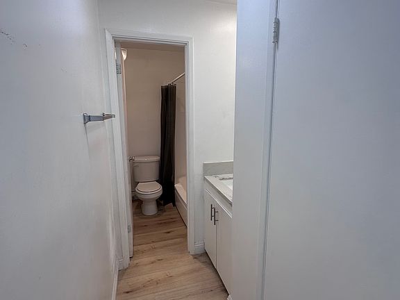 5th image of 24 17th Ave #47da8c742