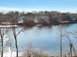 266 Pelham Rd APT 3B, New Rochelle, NY 10805