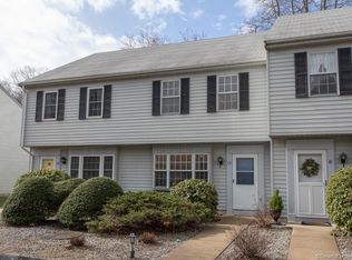 19 Founders Rd, Clinton, CT 06413