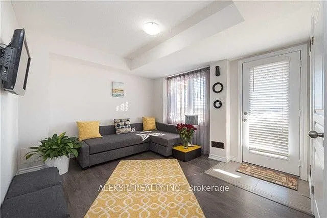 39 Mayland Trl — Photo 13