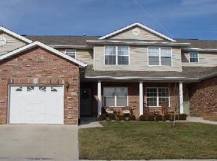 608 Granite Dr, O'Fallon, IL 62269