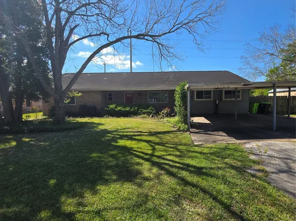 1703 Cypress Dr, Richmond, TX 77469