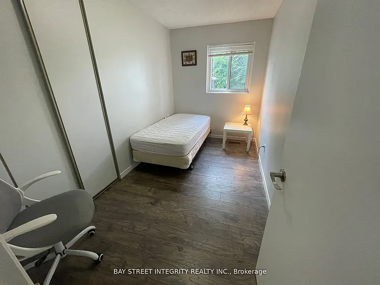 56 Stanbridge Ct — Photo 13